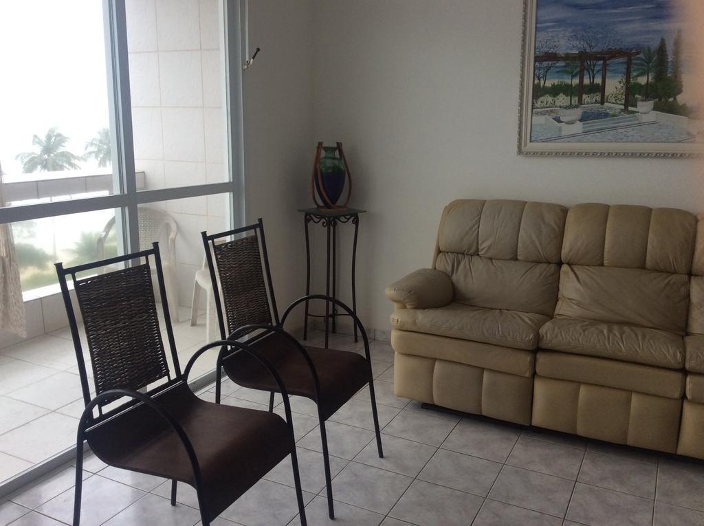 Pitangueiras Frente Total Mar Pe Na Areia Apartment Guaruja Exterior photo
