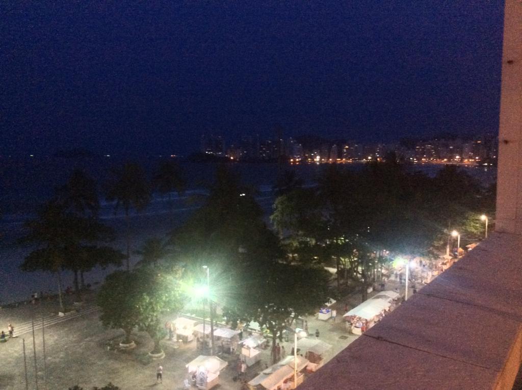 Pitangueiras Frente Total Mar Pe Na Areia Apartment Guaruja Exterior photo